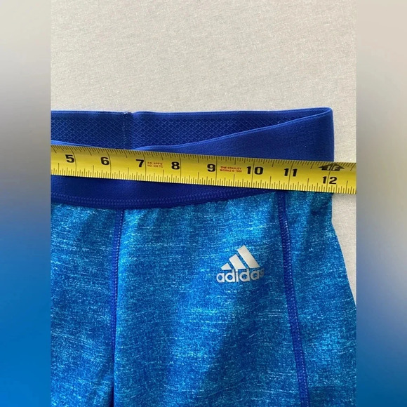 Adidas tech  fit sport bra and cropped leggings Sz S - Picture 10 of 12